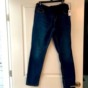Old Navy Maternity Jeans - Size 14 - Brand New